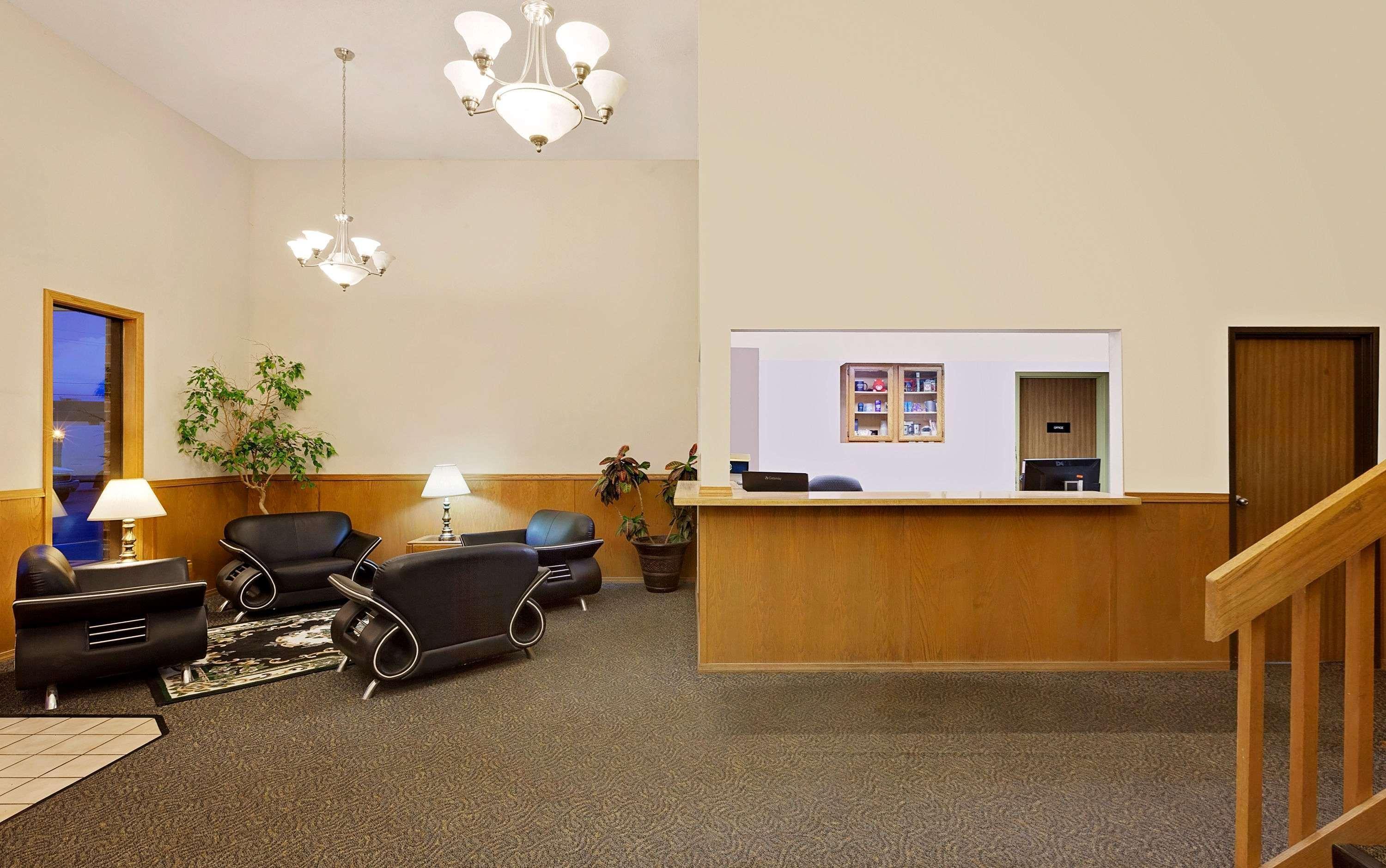 Super 8 by Wyndham Fayetteville Eksteriør billede