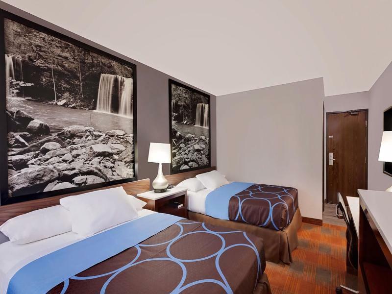 Super 8 by Wyndham Fayetteville Eksteriør billede